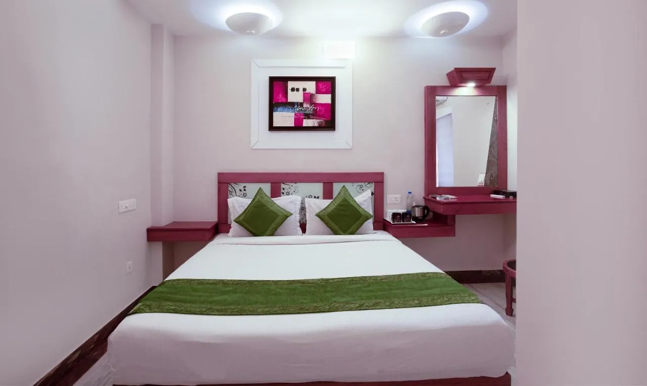 Treebo The Qasr Hotel Kochi